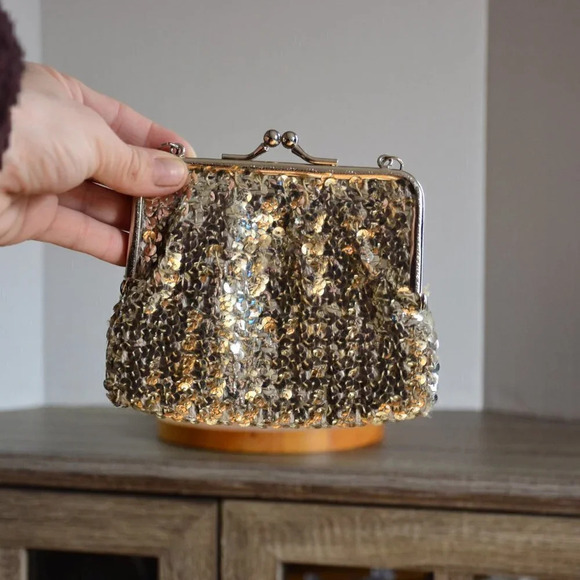 Vintage  Sequined Clutch - Picture 4 of 4